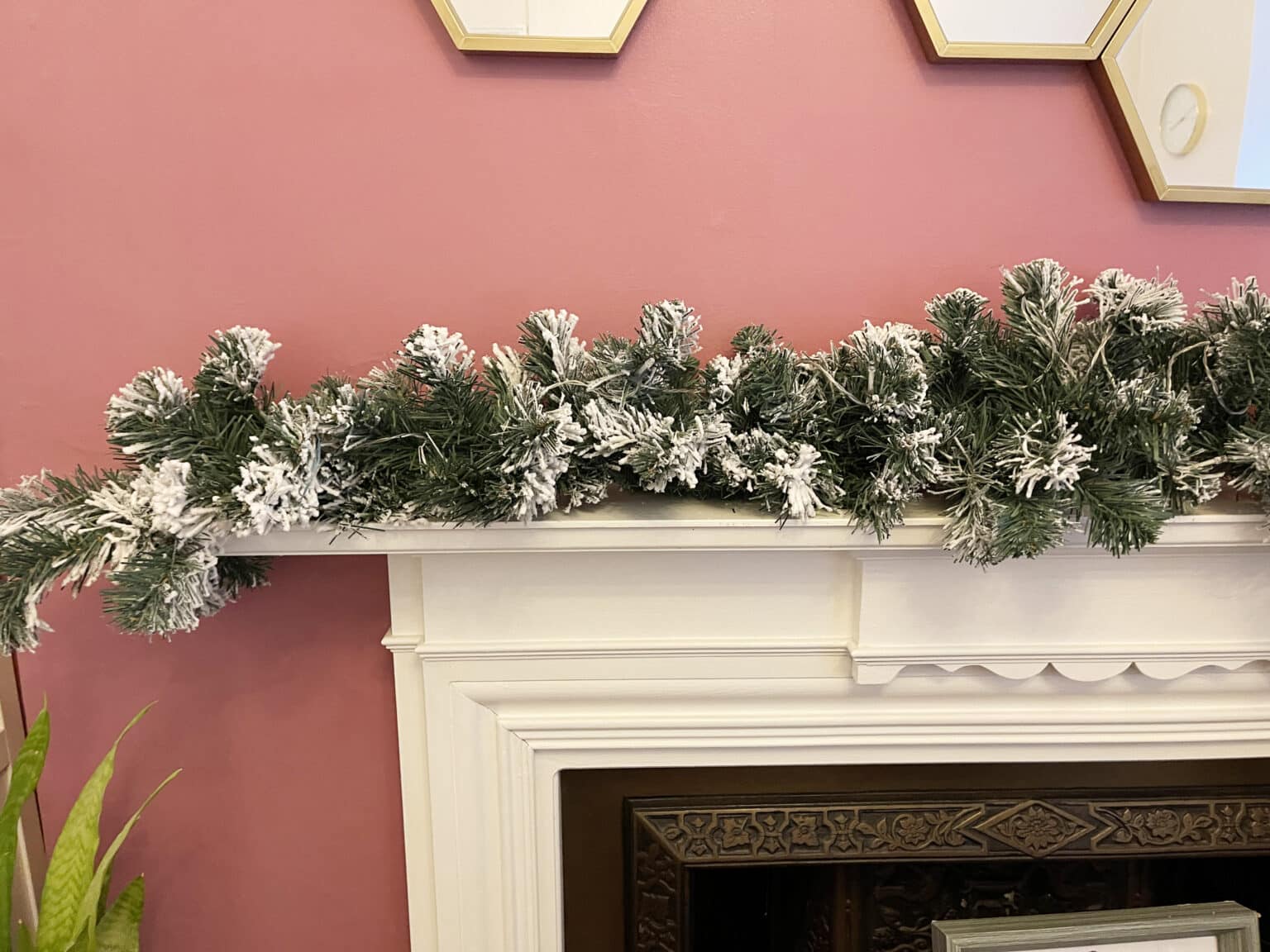 How To Make A Christmas Garland For Stairs and Mantlepiece